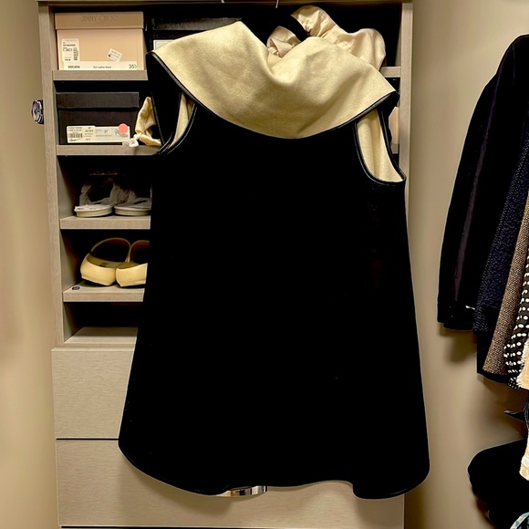 Maskit desert sleeveless cape. 70% wool, 30% cashmere. Leather trim. - Picture 3 of 3